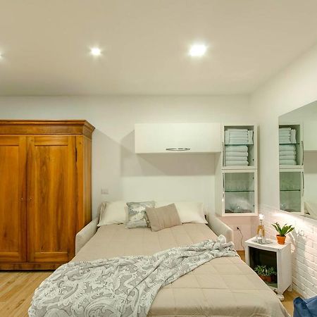 Brand New! Luxurious Apartment In Heart Of ミラノ エクステリア 写真