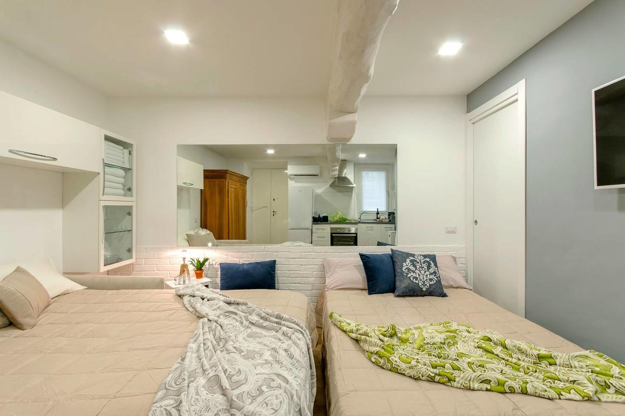 Brand New! Luxurious Apartment In Heart Of ミラノ エクステリア 写真