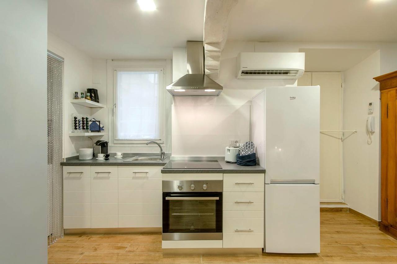 Brand New! Luxurious Apartment In Heart Of ミラノ エクステリア 写真